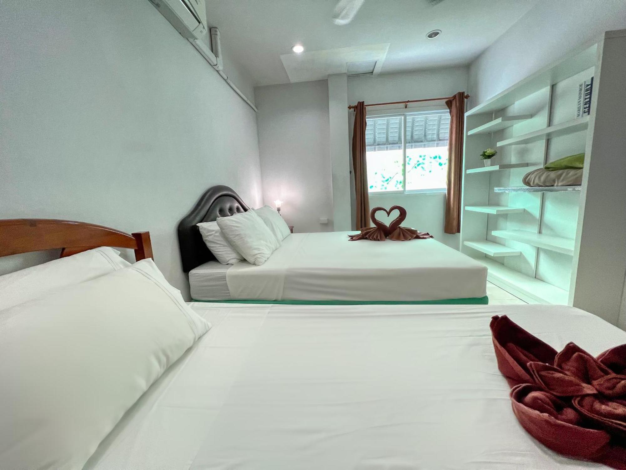 Sr Sea View Apartments Patong Номер фото