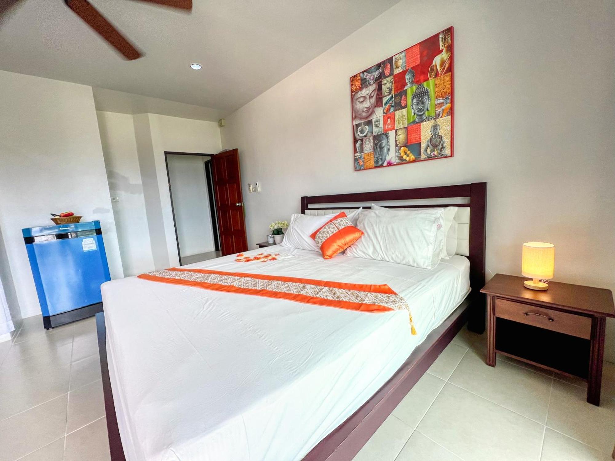 Sr Sea View Apartments Patong Номер фото